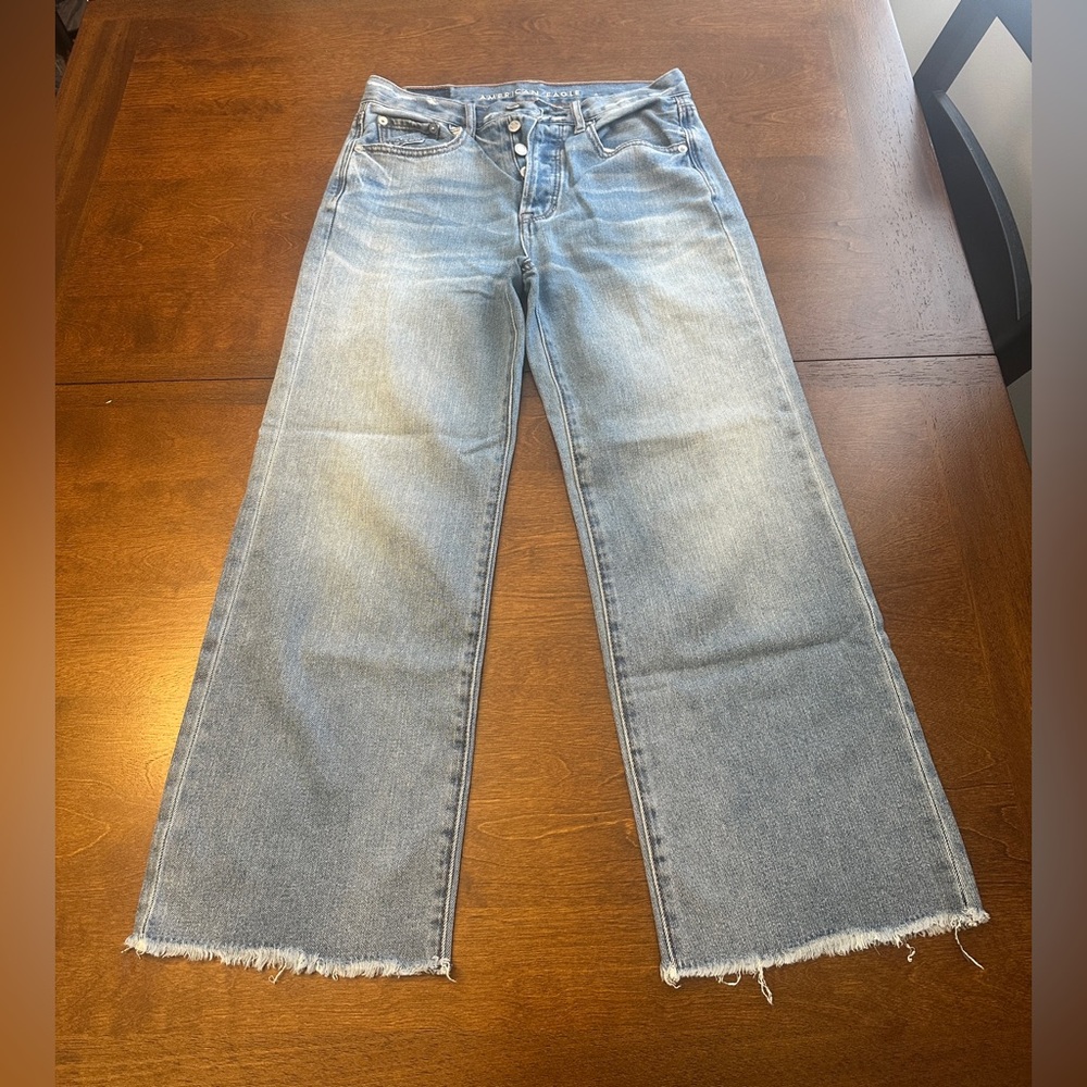 American Eagle Outfitters Light Blue Wide Leg Crop Jeans